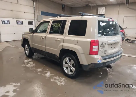 2017 Jeep Patriot Latitude 4X4 из США, поврежденный, VIN 1C4NJRFB1HD153619